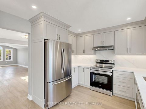 Photo 8 at 75 Ambler Bay, Georgian Drive, Barrie