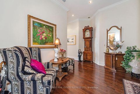 Photo 6 at 601 - 25 Earlington Avenue, Kingsway South, Toronto