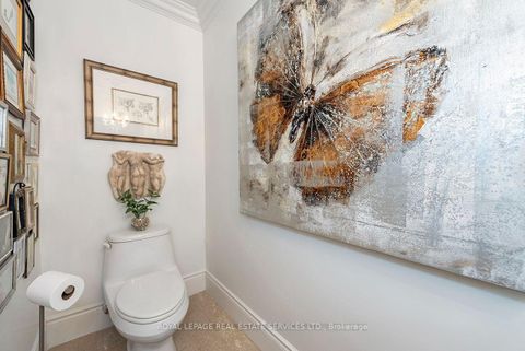 Photo 7 at 601 - 25 Earlington Avenue, Kingsway South, Toronto