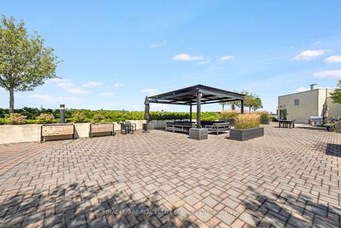 Photo 40 at 601 - 25 Earlington Avenue, Kingsway South, Toronto