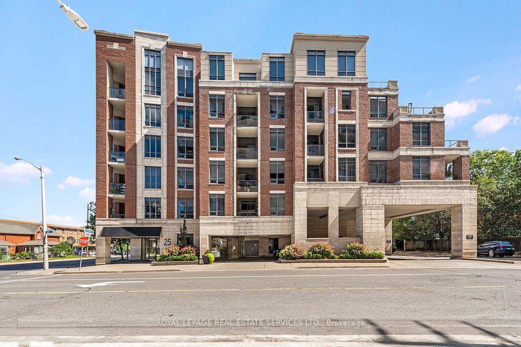 601 - 25 Earlington Avenue, Kingsway South, Toronto 