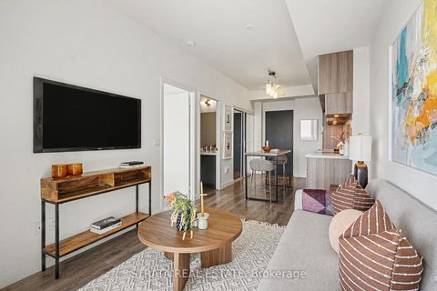 Photo 6 at 4610 - 8 Eglinton Avenue E, Mount Pleasant West, Toronto