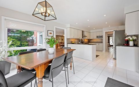 Photo 14 at 194 Caproni Drive, Maple, Vaughan