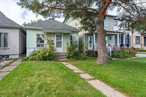 Photo 1 at 14 Marshall Boulevard, Smythe, Toronto