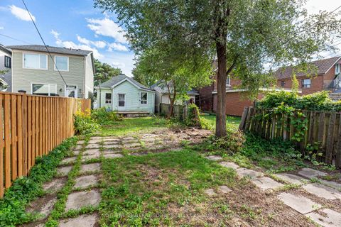 Photo 3 at 14 Marshall Boulevard, Smythe, Toronto