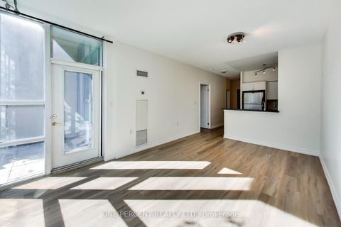Photo 2 at 109 - 3840 Bathurst Street, Clanton Park, Toronto