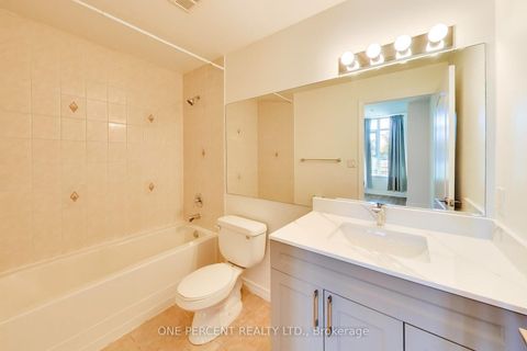 Photo 13 at 109 - 3840 Bathurst Street, Clanton Park, Toronto