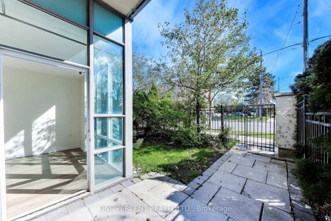 Photo 16 at 109 - 3840 Bathurst Street, Clanton Park, Toronto