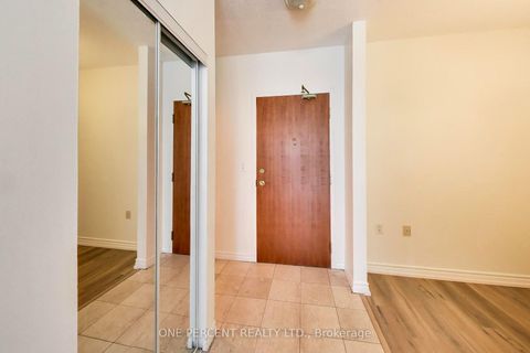 Photo 19 at 109 - 3840 Bathurst Street, Clanton Park, Toronto
