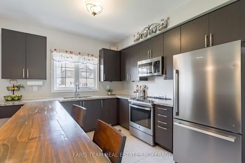 Photo 8 at 207 Springfield Crescent, Stayner, Clearview