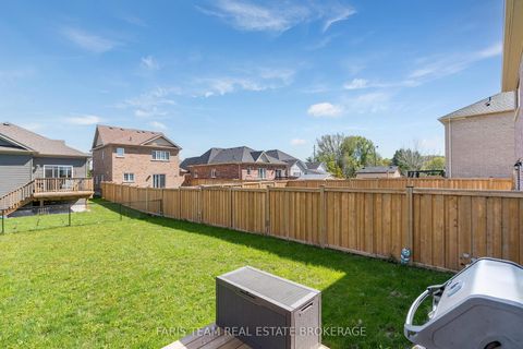 Photo 28 at 207 Springfield Crescent, Stayner, Clearview