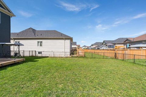 Photo 30 at 207 Springfield Crescent, Stayner, Clearview