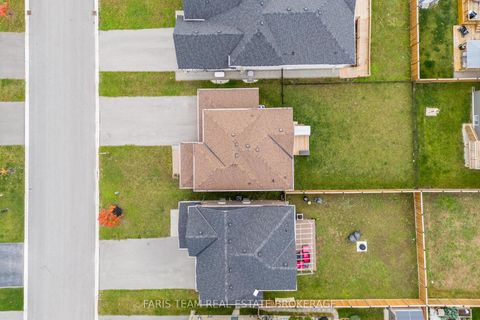 Photo 33 at 207 Springfield Crescent, Stayner, Clearview