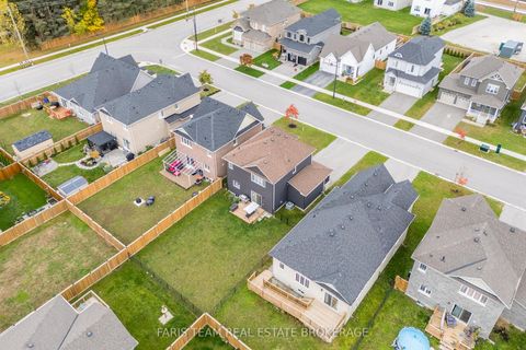 Photo 34 at 207 Springfield Crescent, Stayner, Clearview