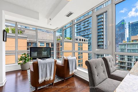 Photo 3 at 1404 - 199 Richmond Street W, Waterfront Communities C1, Toronto