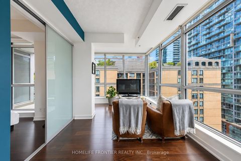 Photo 4 at 1404 - 199 Richmond Street W, Waterfront Communities C1, Toronto