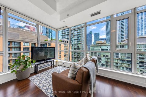 Photo 5 at 1404 - 199 Richmond Street W, Waterfront Communities C1, Toronto