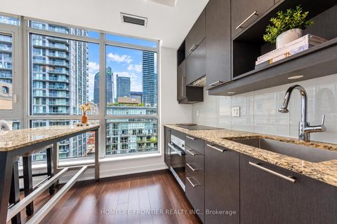 Photo 14 at 1404 - 199 Richmond Street W, Waterfront Communities C1, Toronto