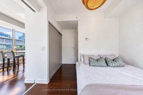 Photo 18 at 1404 - 199 Richmond Street W, Waterfront Communities C1, Toronto