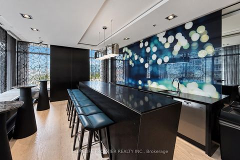 Photo 38 at 1404 - 199 Richmond Street W, Waterfront Communities C1, Toronto