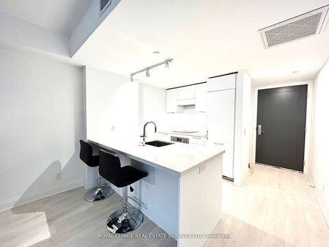 Photo 9 at 434 - 33 Frederick Todd Way, Thorncliffe Park, Toronto