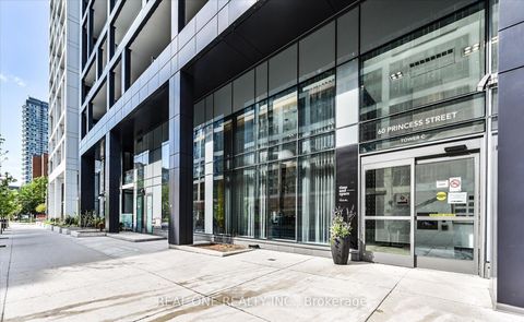 Photo 2 at 1105 - 60 Princess Street, Waterfront Communities C8, Toronto