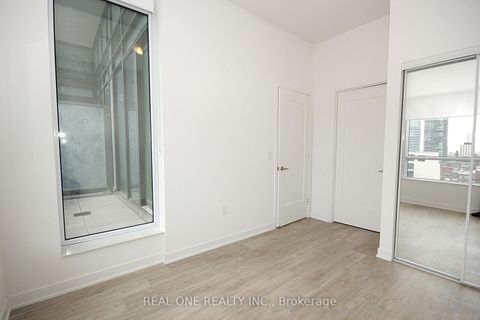 Photo 10 at 1105 - 60 Princess Street, Waterfront Communities C8, Toronto