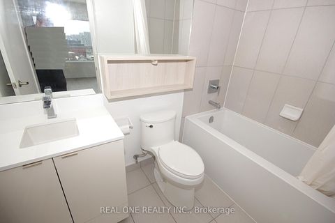 Photo 11 at 1105 - 60 Princess Street, Waterfront Communities C8, Toronto