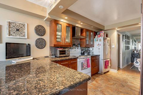 Photo 10 at 1109 - 4725 Sheppard Avenue E, Malvern West, Toronto
