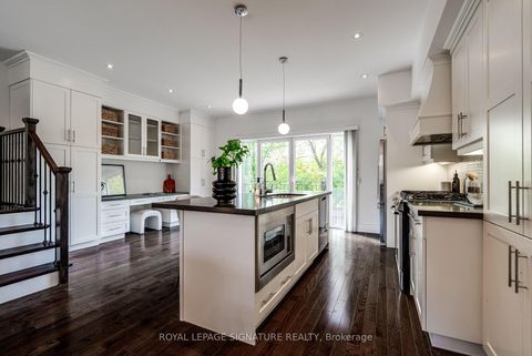 Photo 6 at 18 Matthew Court, Rosethorn, Toronto