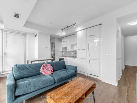 Photo 5 at 2310 - 199 Richmond Street W, Waterfront Communities C1, Toronto