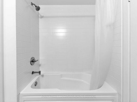 Photo 18 at 2310 - 199 Richmond Street W, Waterfront Communities C1, Toronto