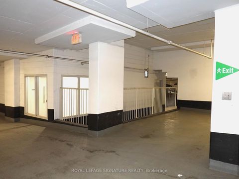 Photo 21 at 2310 - 199 Richmond Street W, Waterfront Communities C1, Toronto