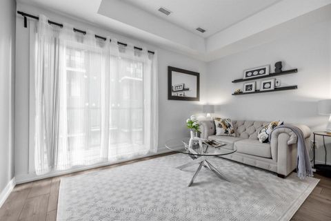 Photo 4 at 14 - 2063 Weston Road, Weston, Toronto