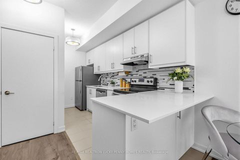 Photo 9 at 14 - 2063 Weston Road, Weston, Toronto