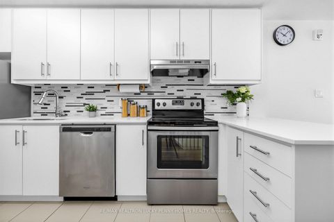 Photo 10 at 14 - 2063 Weston Road, Weston, Toronto