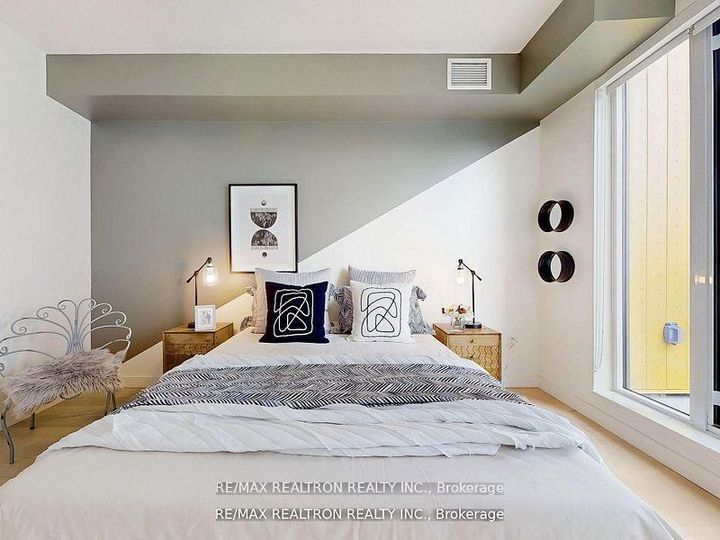 Photo 22 at Th515 - 95 McMahon Drive, Bayview Village, Toronto