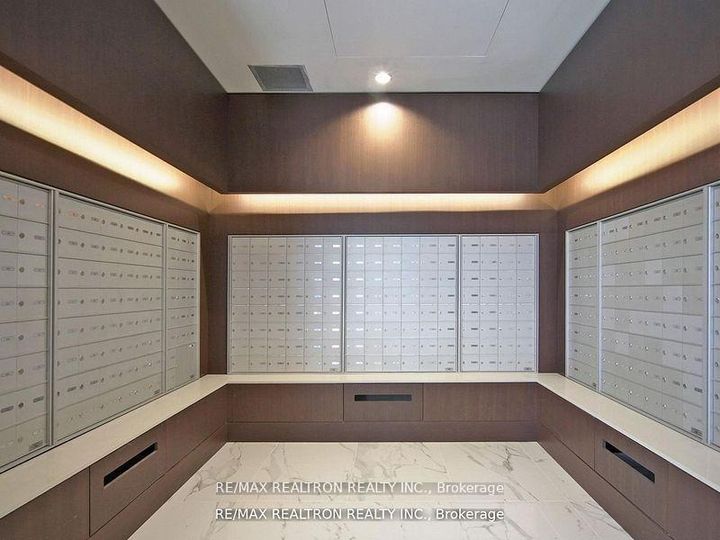 Photo 32 at Th515 - 95 McMahon Drive, Bayview Village, Toronto