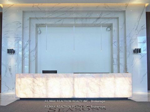 Photo 3 at Th515 - 95 McMahon Drive, Bayview Village, Toronto