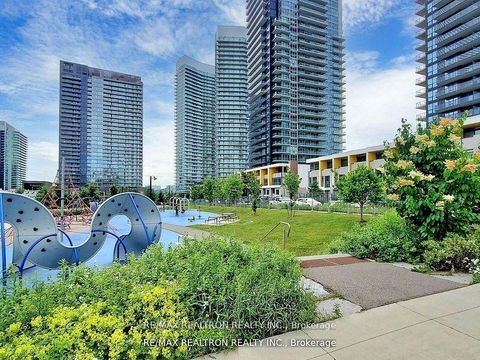 Photo 35 at Th515 - 95 McMahon Drive, Bayview Village, Toronto