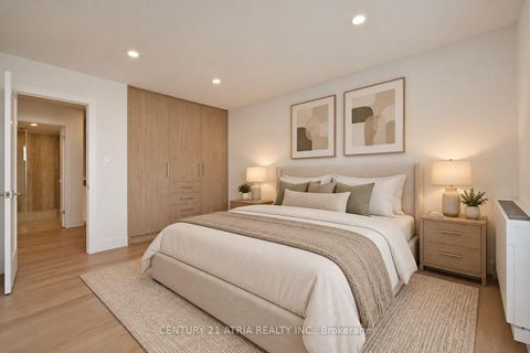 Photo 28 at 1004 - 33 Harbour Square, Waterfront Communities C1, Toronto