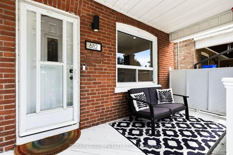Photo 1 at 682 Milverton Boulevard, Danforth, Toronto