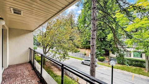 Photo 21 at 151 - 10 Moonstone Byway, Hillcrest Village, Toronto
