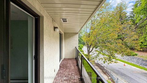 Photo 22 at 151 - 10 Moonstone Byway, Hillcrest Village, Toronto