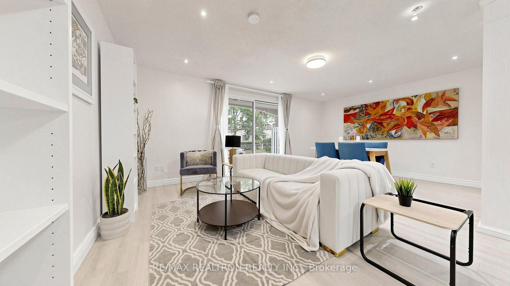 151 - 10 Moonstone Byway, Hillcrest Village, Toronto 