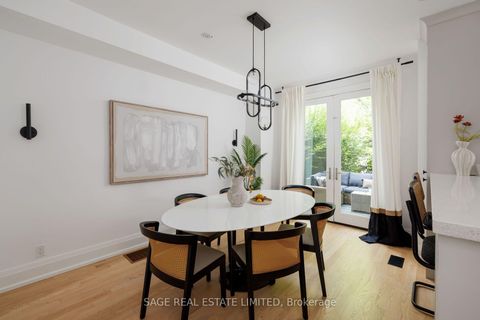 Photo 9 at 32 Edgewood Crescent, Moore Park, Toronto