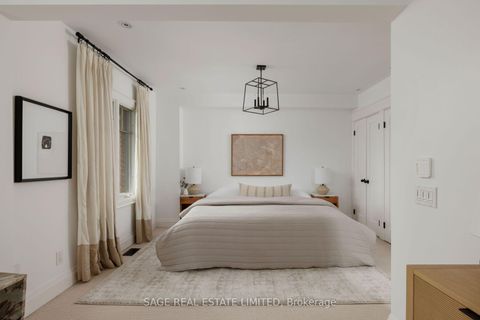 Photo 20 at 32 Edgewood Crescent, Moore Park, Toronto