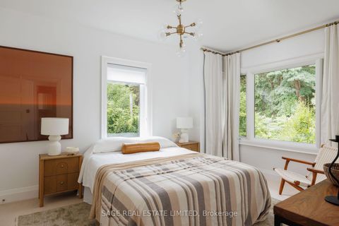 Photo 23 at 32 Edgewood Crescent, Moore Park, Toronto