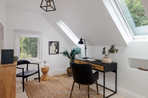 Photo 35 at 32 Edgewood Crescent, Moore Park, Toronto