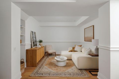 Photo 39 at 32 Edgewood Crescent, Moore Park, Toronto